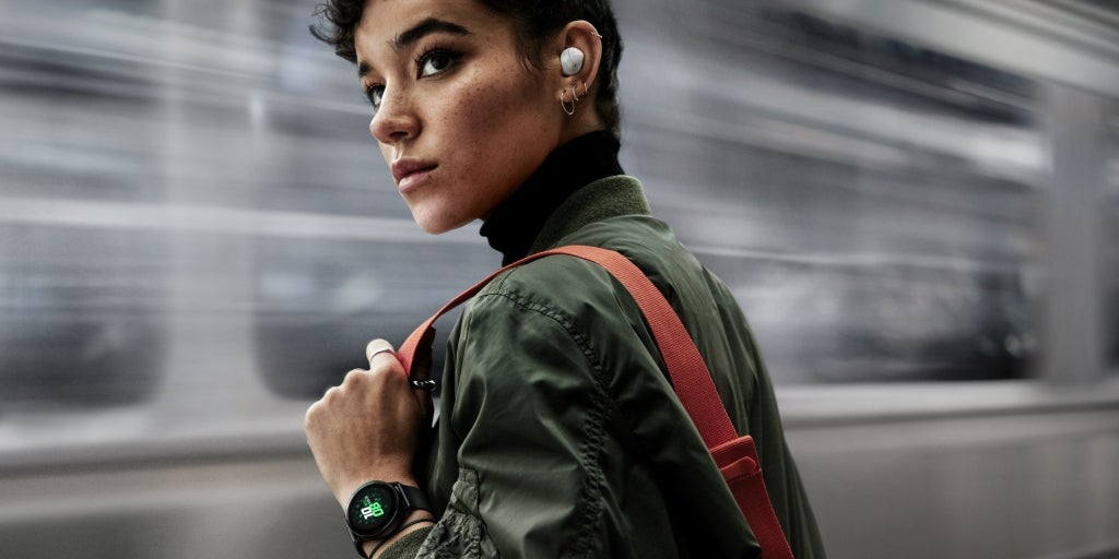 Profitez d'une offre ultra intéressante sur les écouteurs Galaxy Buds FE et le bracelet connecté Galaxy Fit3 de Samsung.