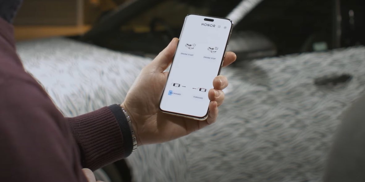 HONOR a dévoilé une fonctionnalité permettant, depuis son Magic6 Pro, de contrôler une voiture à l'aide du regard.