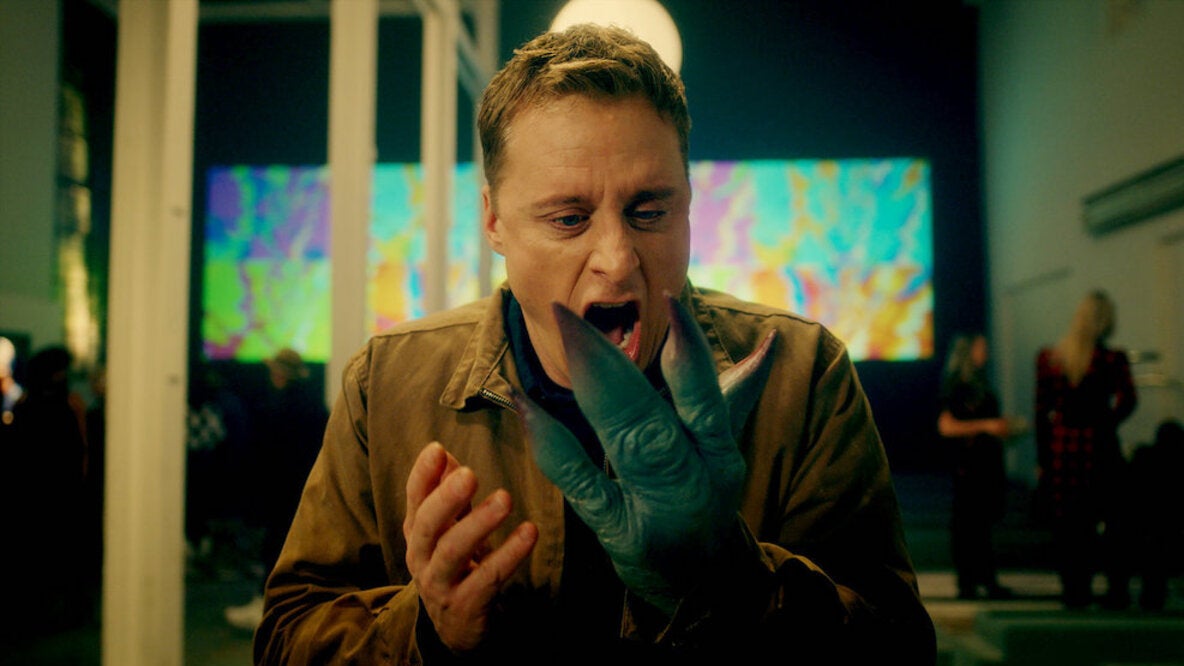 Resident Alien : la suite de la saison 2 arrive enfin sur SYFY | SFR ACTUS