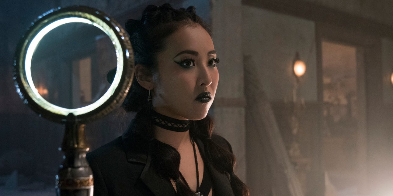 Nico Minoru (Lyrica Okano), l’une des mutantes les plus puissantes de la série Marvel’s Runaways.