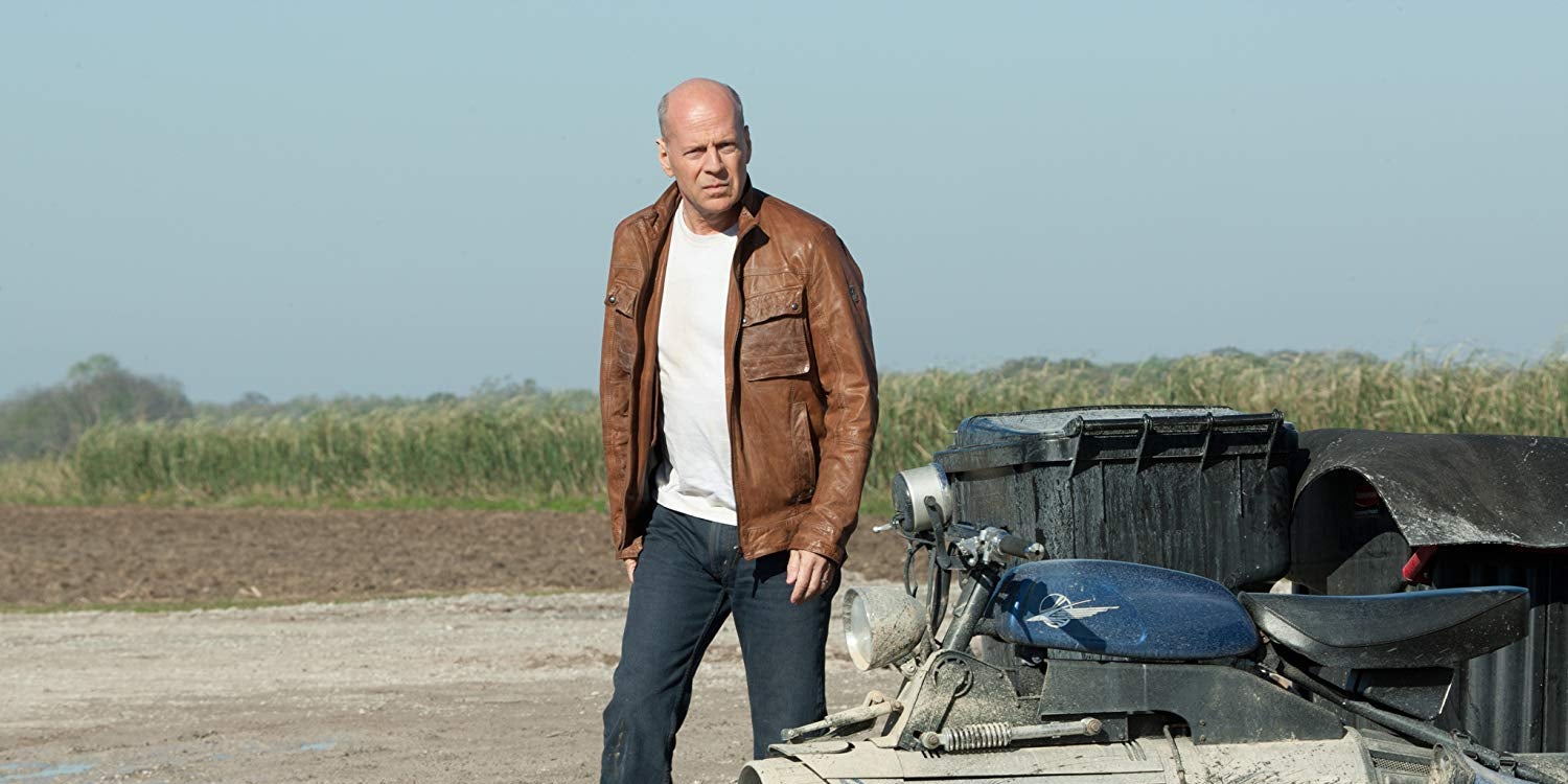 Bruce Willis s'invite sur SYFY pendant le confinement.