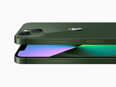 Shopping d'hiver : l'iPhone 13 est en promotion chez SFR