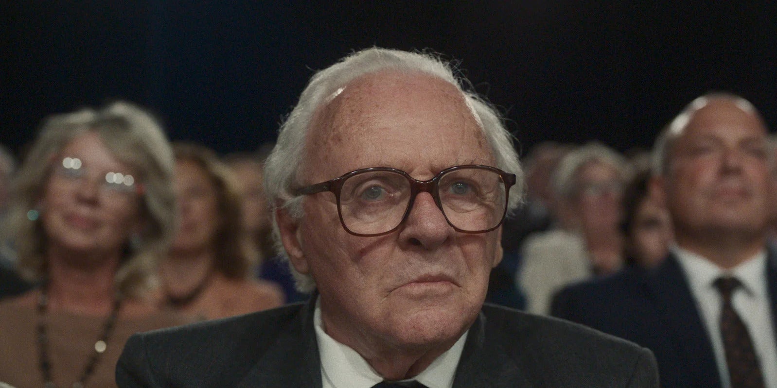 Anthony Hopkins est Nicholas Winton dans "Une vie".