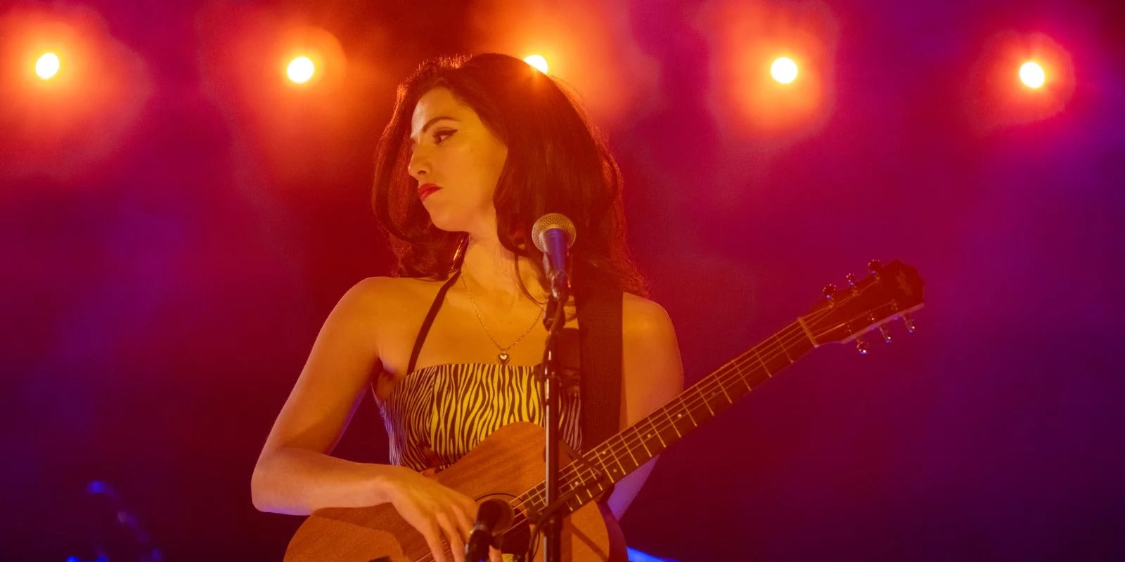 Marisa Abela dans la peau d'Amy Winehouse dans le biopic "Back to Black". 