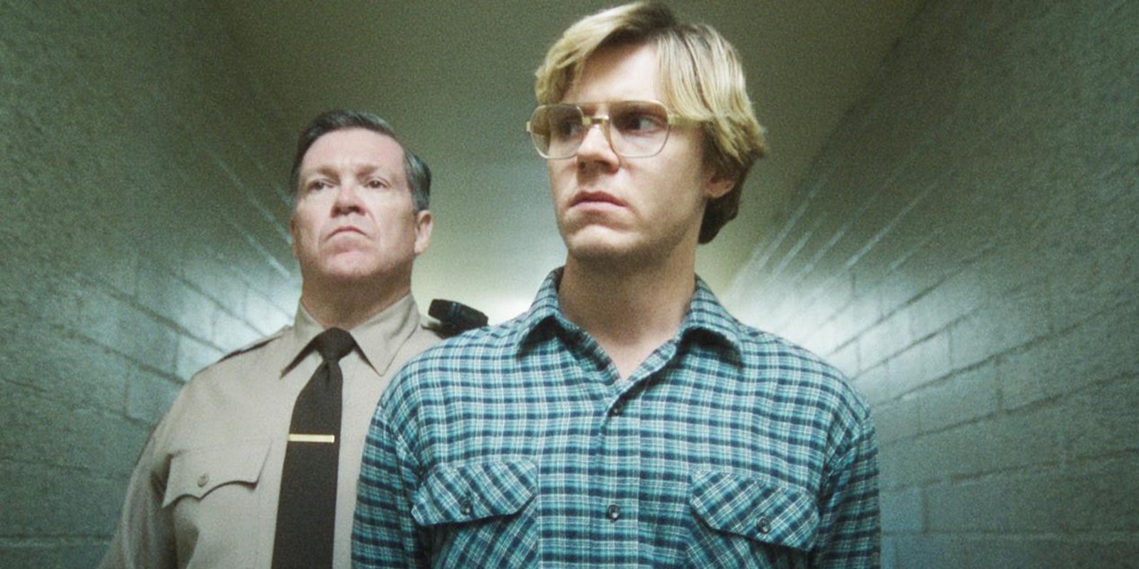 Evan Peters reviendra-t-il dans la suite de la série Dahmer ?