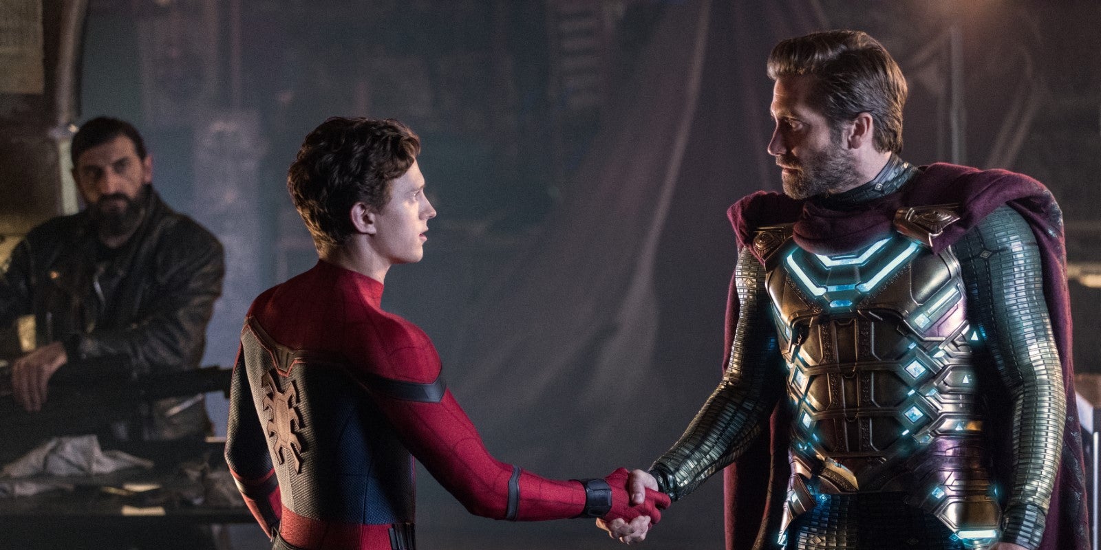 Spider-Man et Mysterio, deux bons amis dans Spider-Man : Far From Home