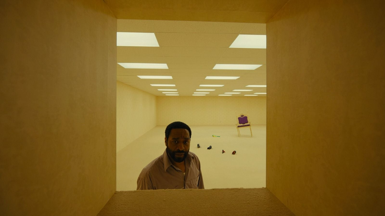 Clark explorant les Backrooms.