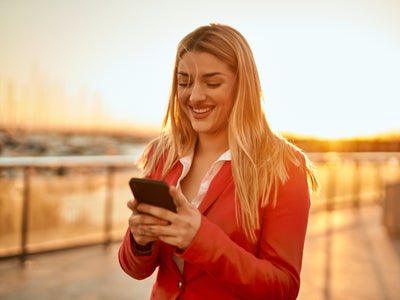 Client SFR La Carte : passez à un forfait et profitez d’une offre de bienvenue avec 60€ remboursés
