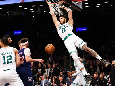 NBA : les Boston Celtics (déjà) en route pour le 2e tour des Playoffs 2022