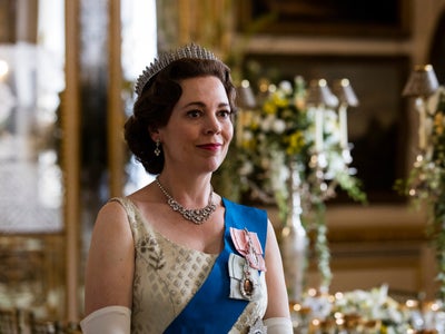 The Crown : à quoi ressemblait la reine à l'époque de la saison 3 ?