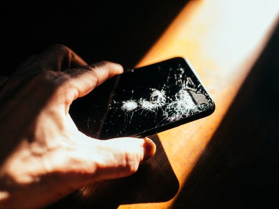 Casse, vol : soyez prévoyant, assurez votre mobile chez SFR