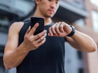 Insolite : une montre connectée permet à un Français d'arrêter des cambrioleurs