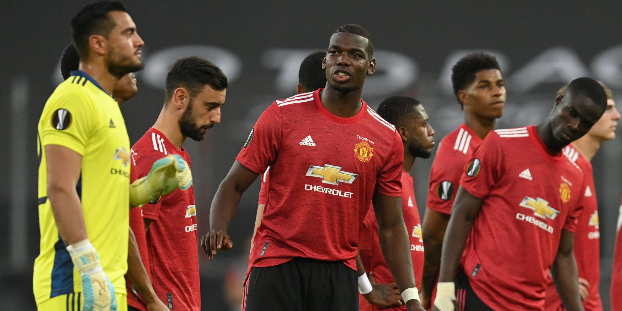 Pogba et les joueurs de Manchester United lors de la victoire 1-0 contre Copenhague, le 10 août 2020 à Old Trafford, Manchester.