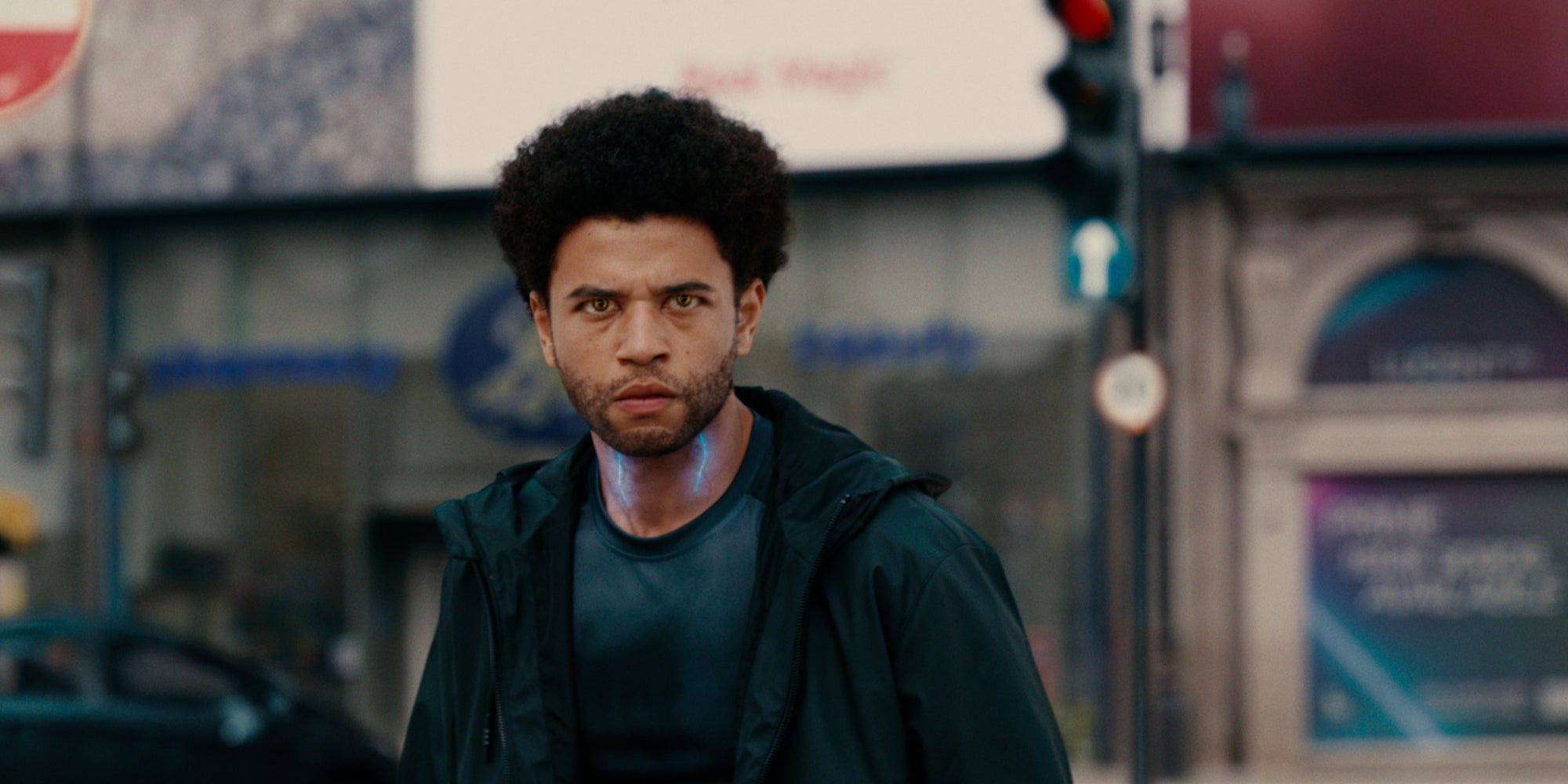 Rodney (Calvin Demba) dans la série "SupraCell". 