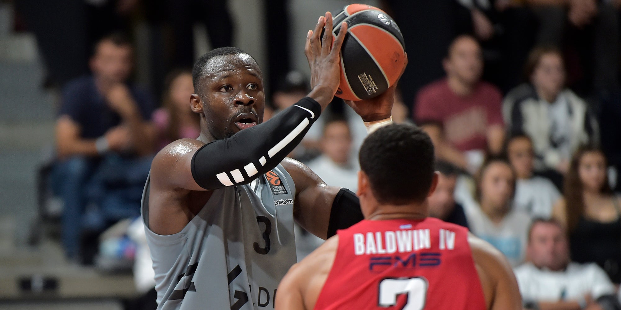 Tonye Jekiri de l'ASVEL lors de la rencontre d'Euroleague contre l'Olympiakos, le 4 octobre 2019