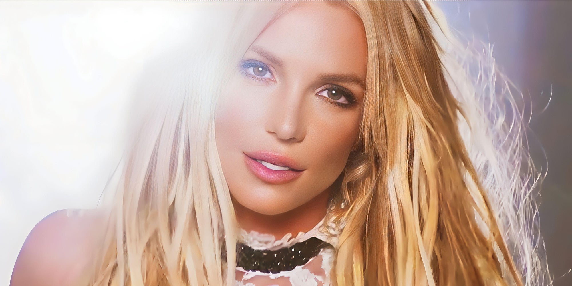 Sept ans après "Glory", Britney Spears pourrait être de retour avec un nouvel album très prochainement.
