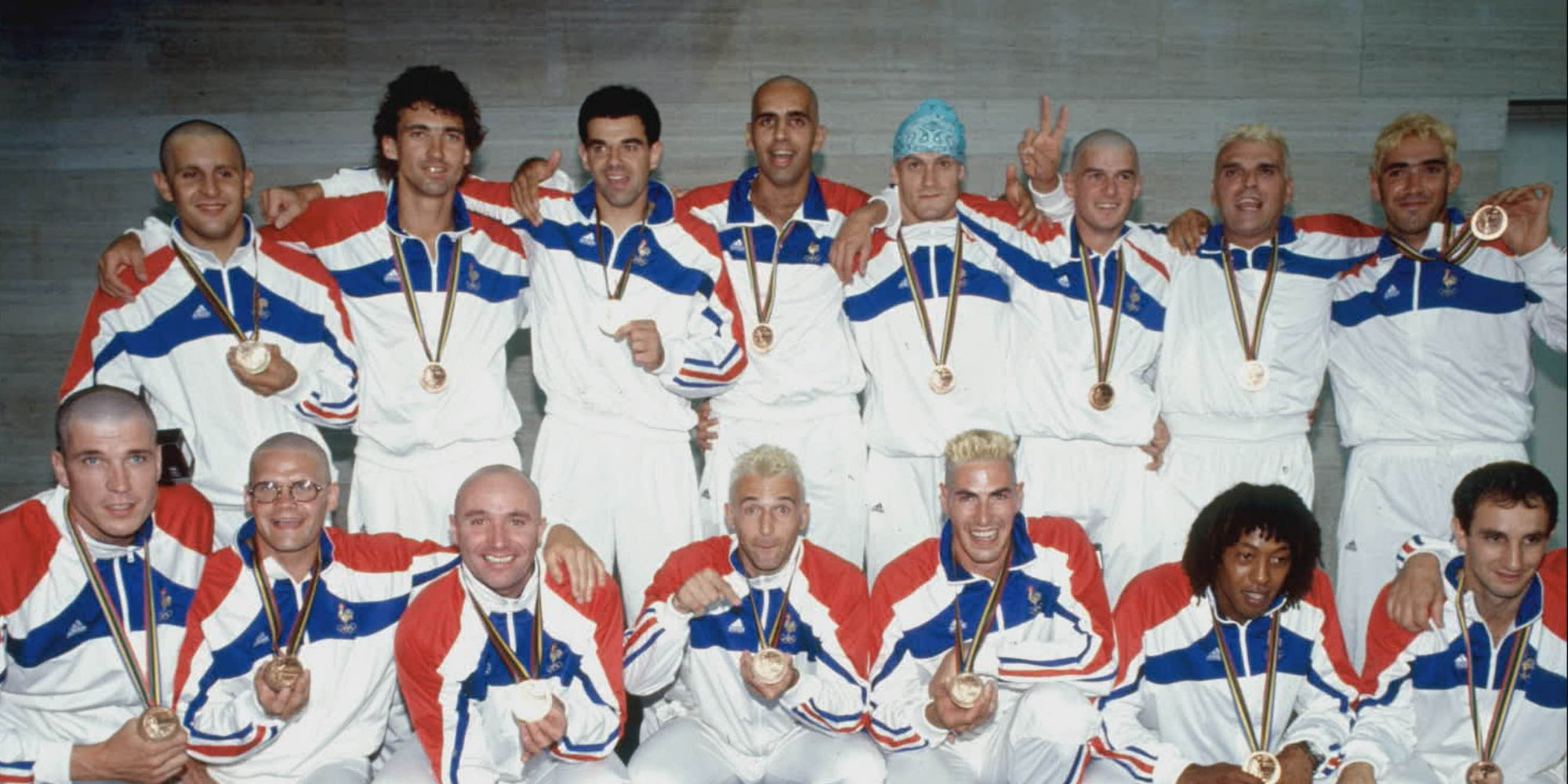 Les ''Barjots'' de l’Équipe de France de handball, médaillés de bronze aux Jeux olympiques de 1992.