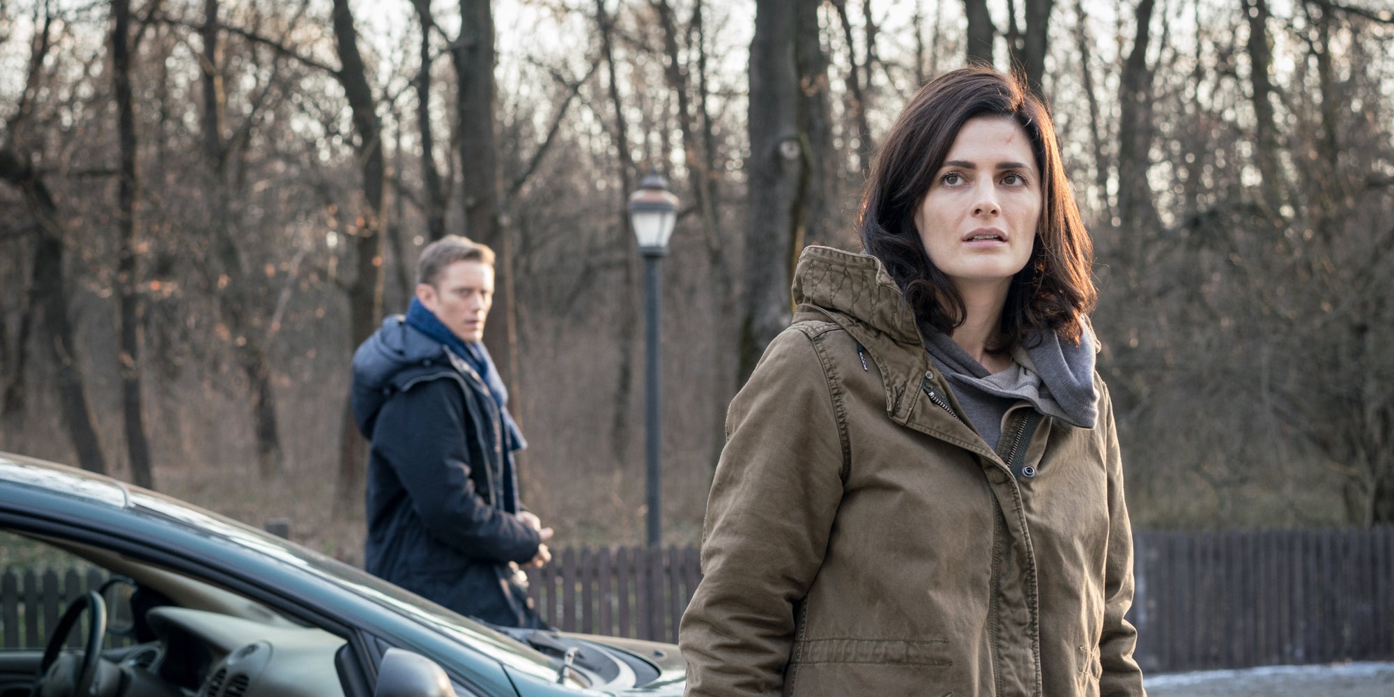 Emily Byrne (Stana Katic) et Jack Byrne (Neil Jackson), au coeur de l’intrigue de la série Absentia, diffusée en France sur Altice Studio.