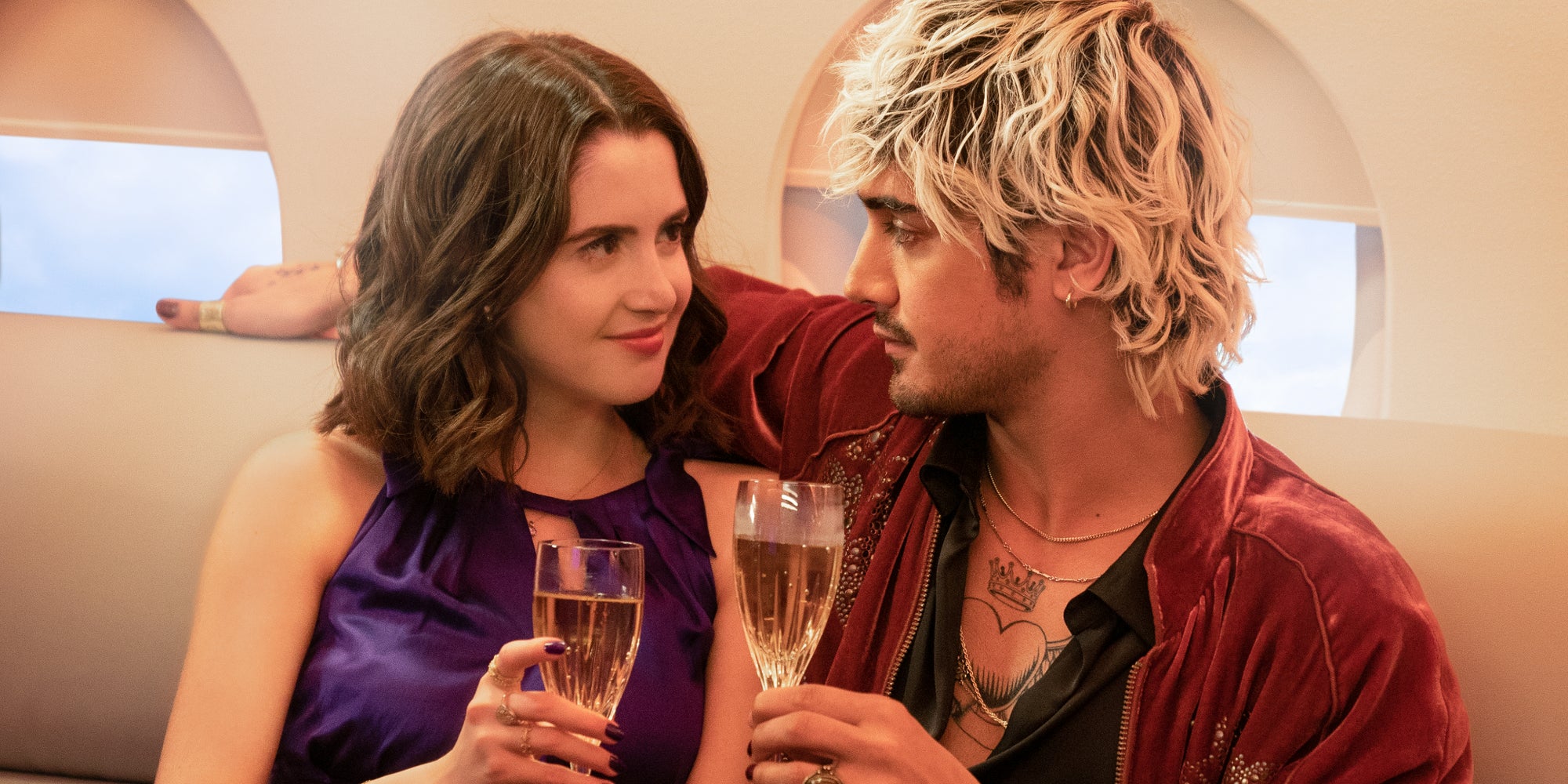 Rex (Avan Jogia) est-il l'homme fait pour Cami (Laura Marano) ? Le choix n'appartient qu'à vous dans "L'amour au chox" sur Netflix. 