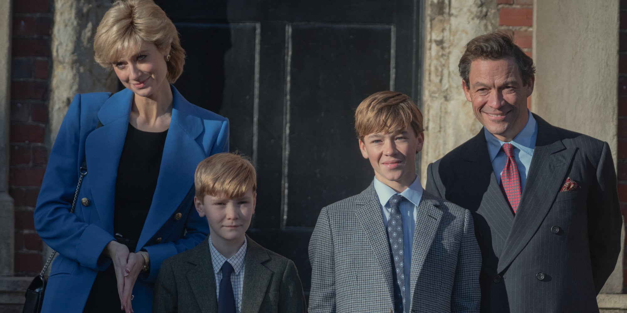 Elizabeth Debicki incarne désormais la princesse Diana, aux côtés de Dominic West dans la peau du prince Charles, tandis que Will Powell et Senan West sont les jeunes princes Harry et William.