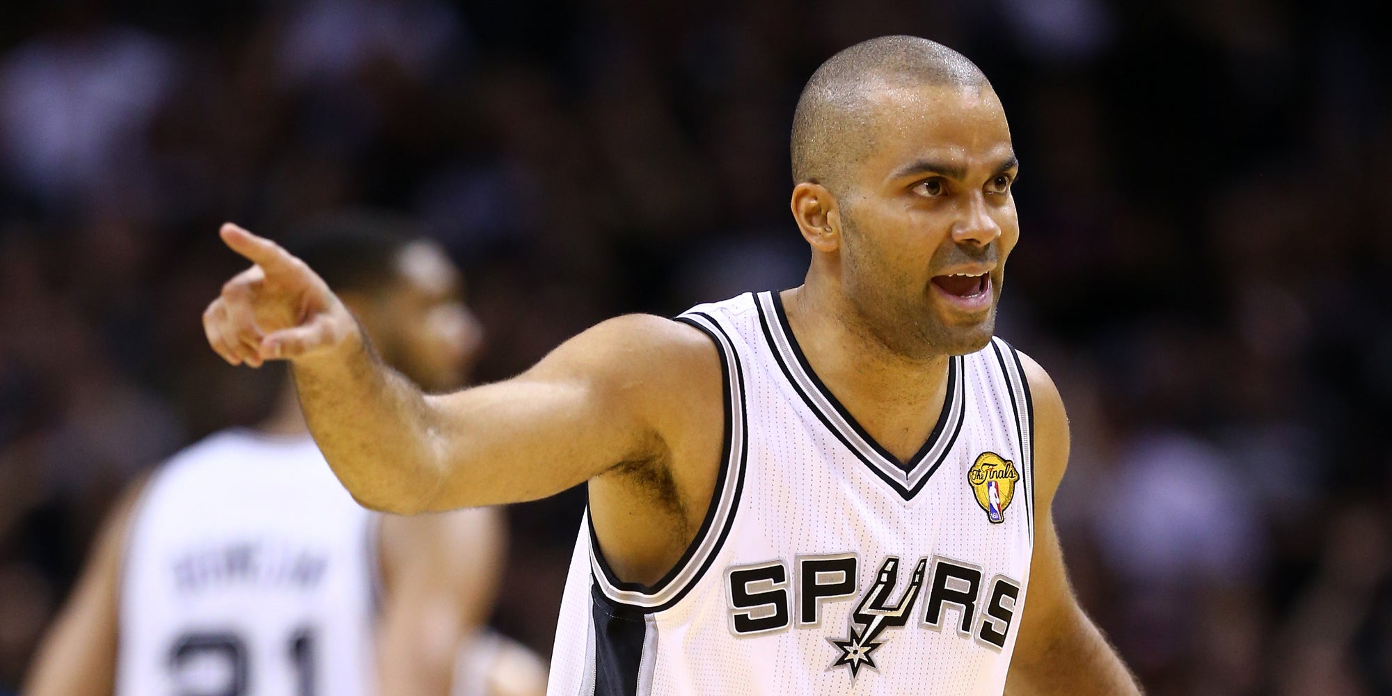 Tony Parker sous le maillot des San Antonio Spurs pendant un match de NBA Finals face au Miami Heat, à domicile, le 15 juin 2014.