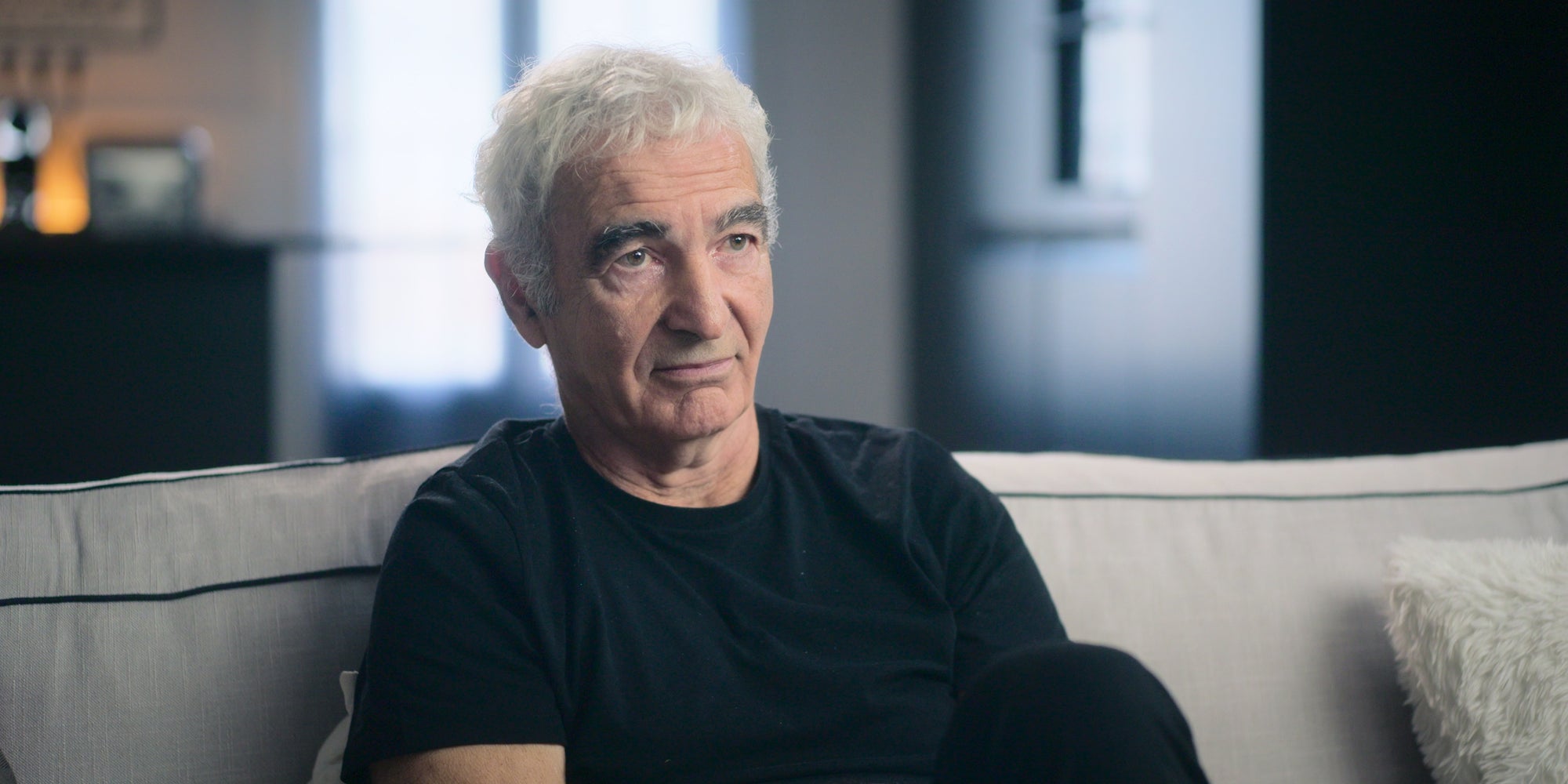 Raymond Domenech, sélectionneur de l'Équipe de France de football au moment de la grève des joueurs français à Knysna en Afrique du Sud.