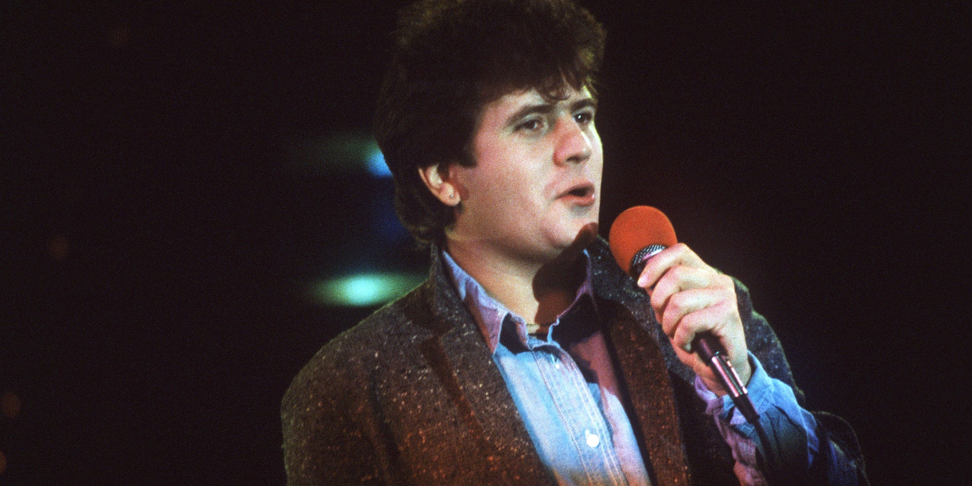 Daniel Balavoine lors d'une émission de radio "Studio 1" sur Europe 1, à Paris, le 1er février 1984.