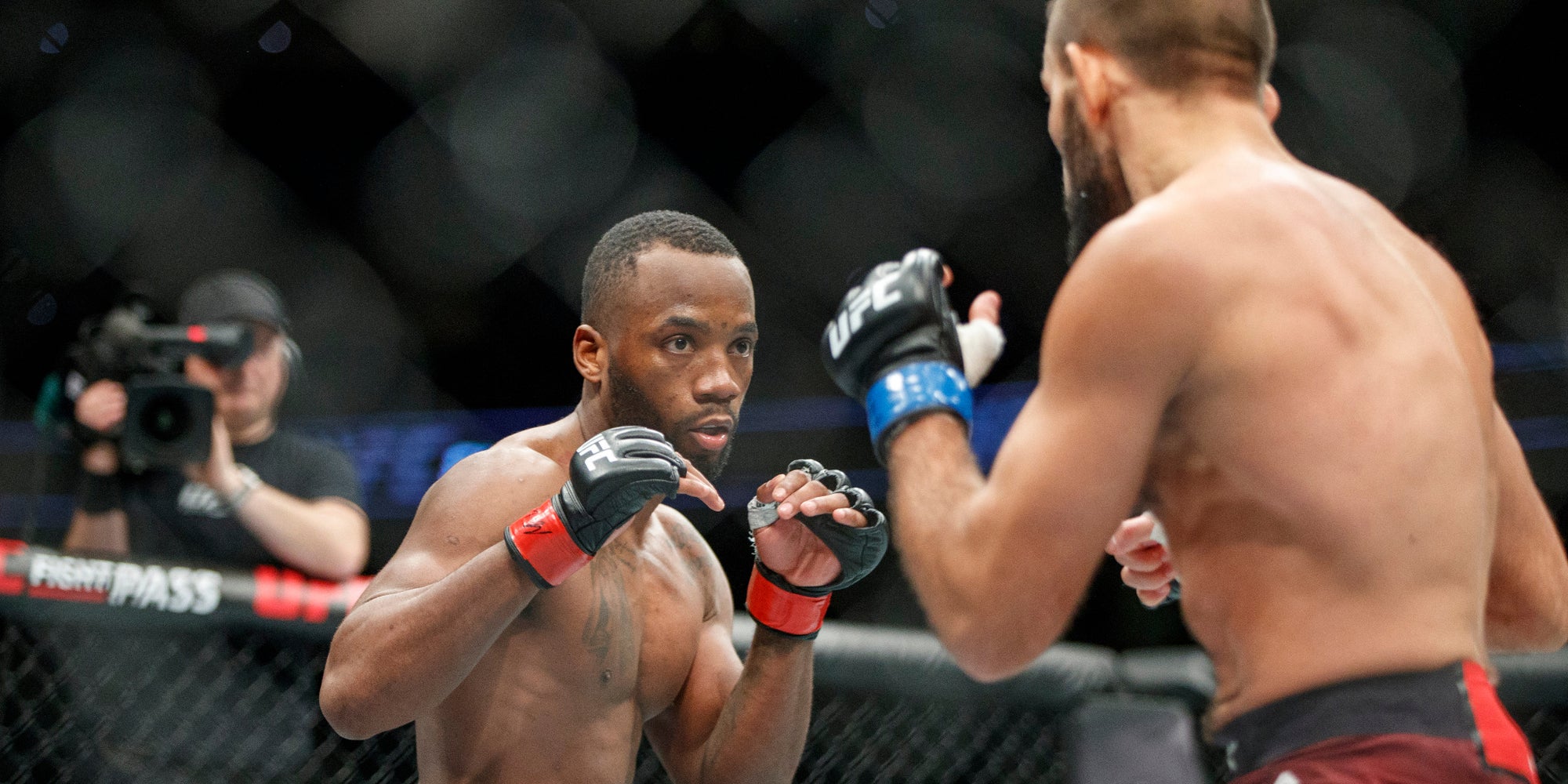 Leon Edwards face à Peter Sobotta lors de l'UFC Fight Night du 17 mars 2018 à l'O2 Arena, Londres