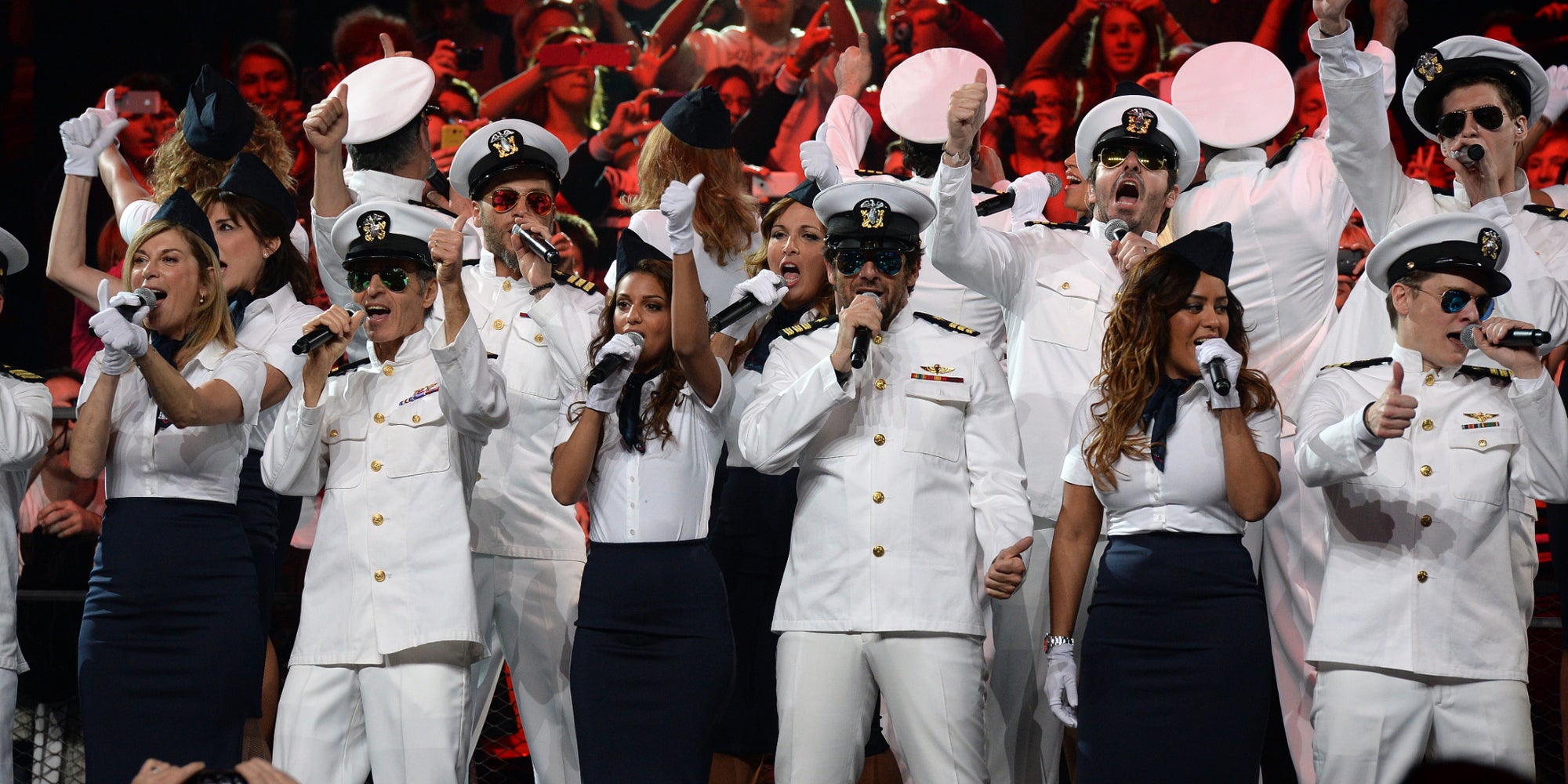 Les Enfoirés sur scène à Strasbourg en 2014.