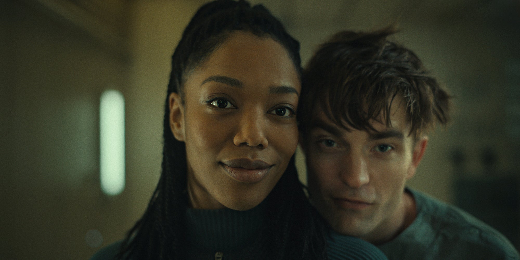 Naomi Ackie et Robert Pattinson sont à l'affiche du film "Mickey 17".