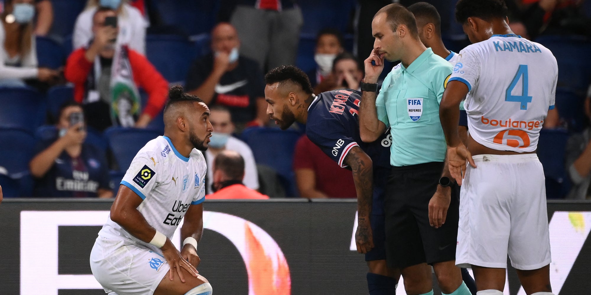 Payet et Neymar échangent des amabilités pendant PSG-OM en Ligue 1, le 13 septembre 2020 au Parc des Princes, Paris