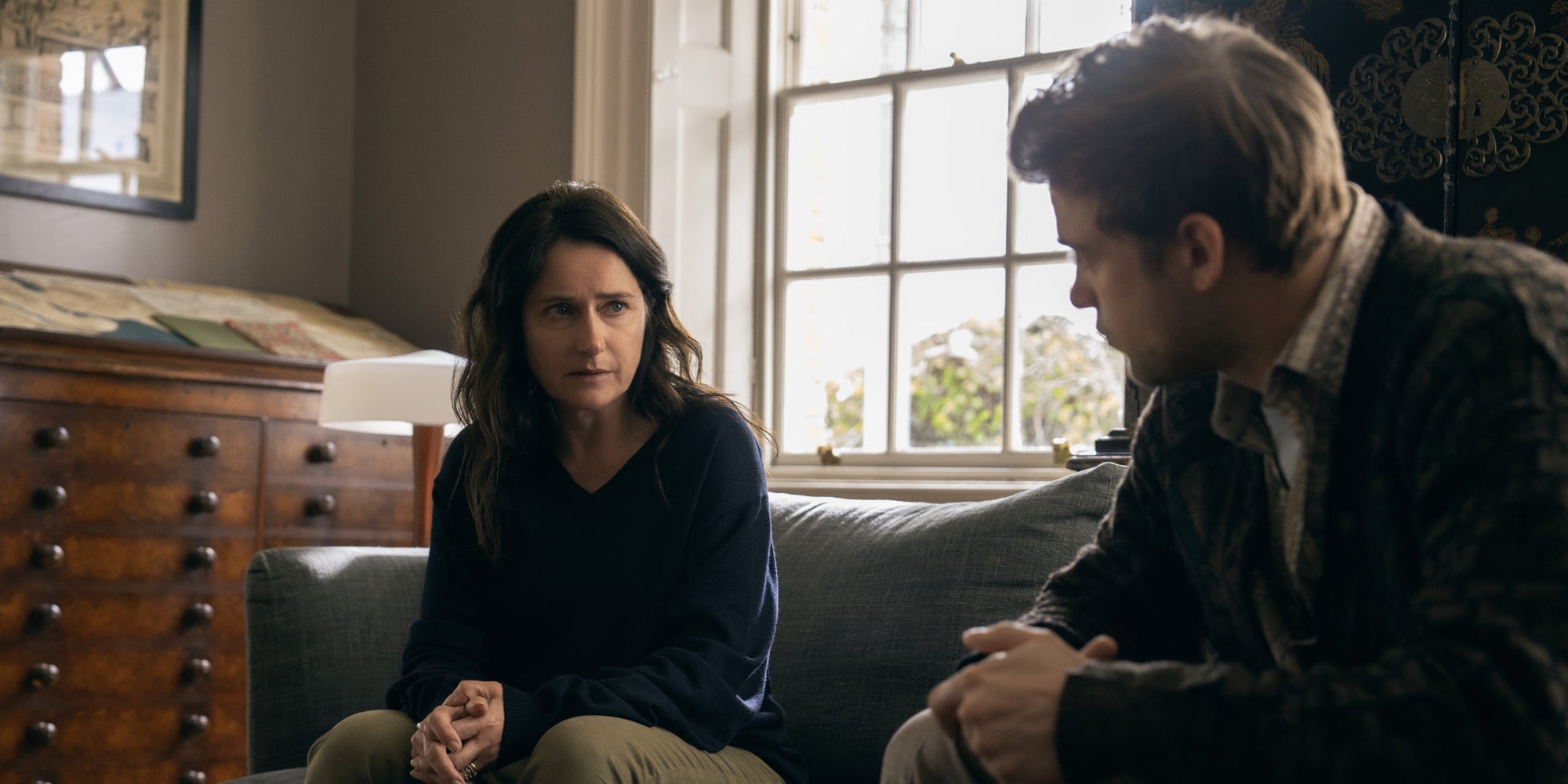 Sidse Babett Knudsen et Leo Woodall dans ''Prime Target'', disponible à partir du 22 janvier 2025 sur Apple TV+.