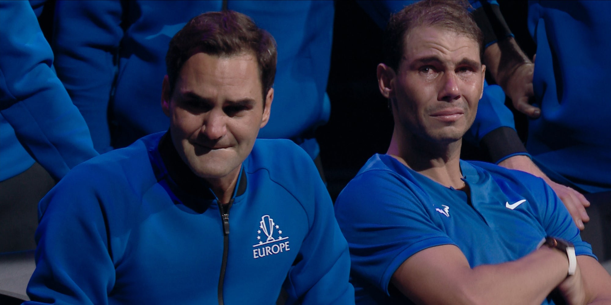 Roger Federer et Rafael Nadal lors de la Laver Cup marquant les adieux du Suisse au tennis, le 23 septembre 2022 à l'O2 Arena de Londres.
