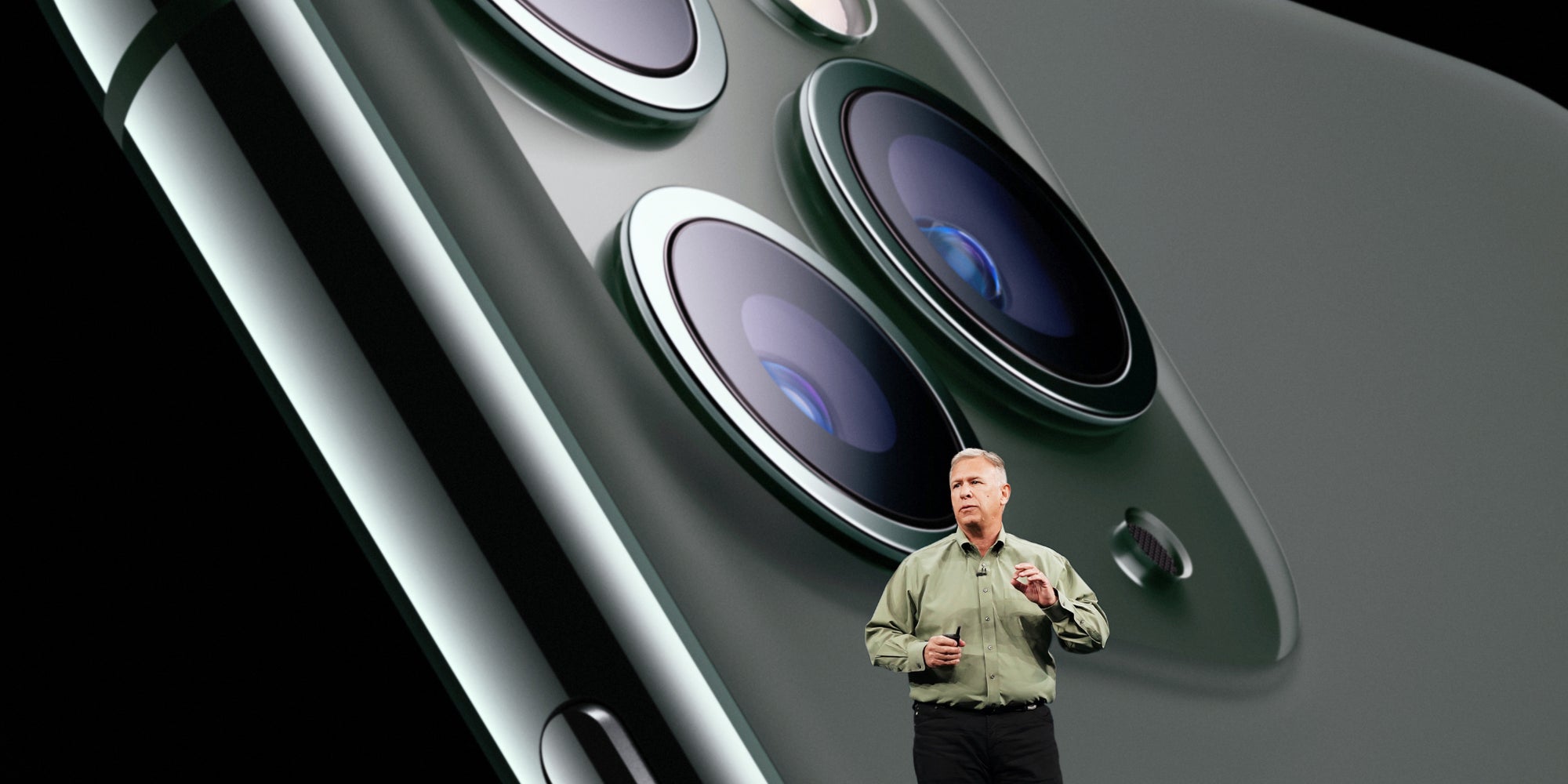 Phil Schiller dévoile l’iPhone 11 Pro et l’iPhone 11 Pro Max, lors de la keynote Apple en septembre 2019.