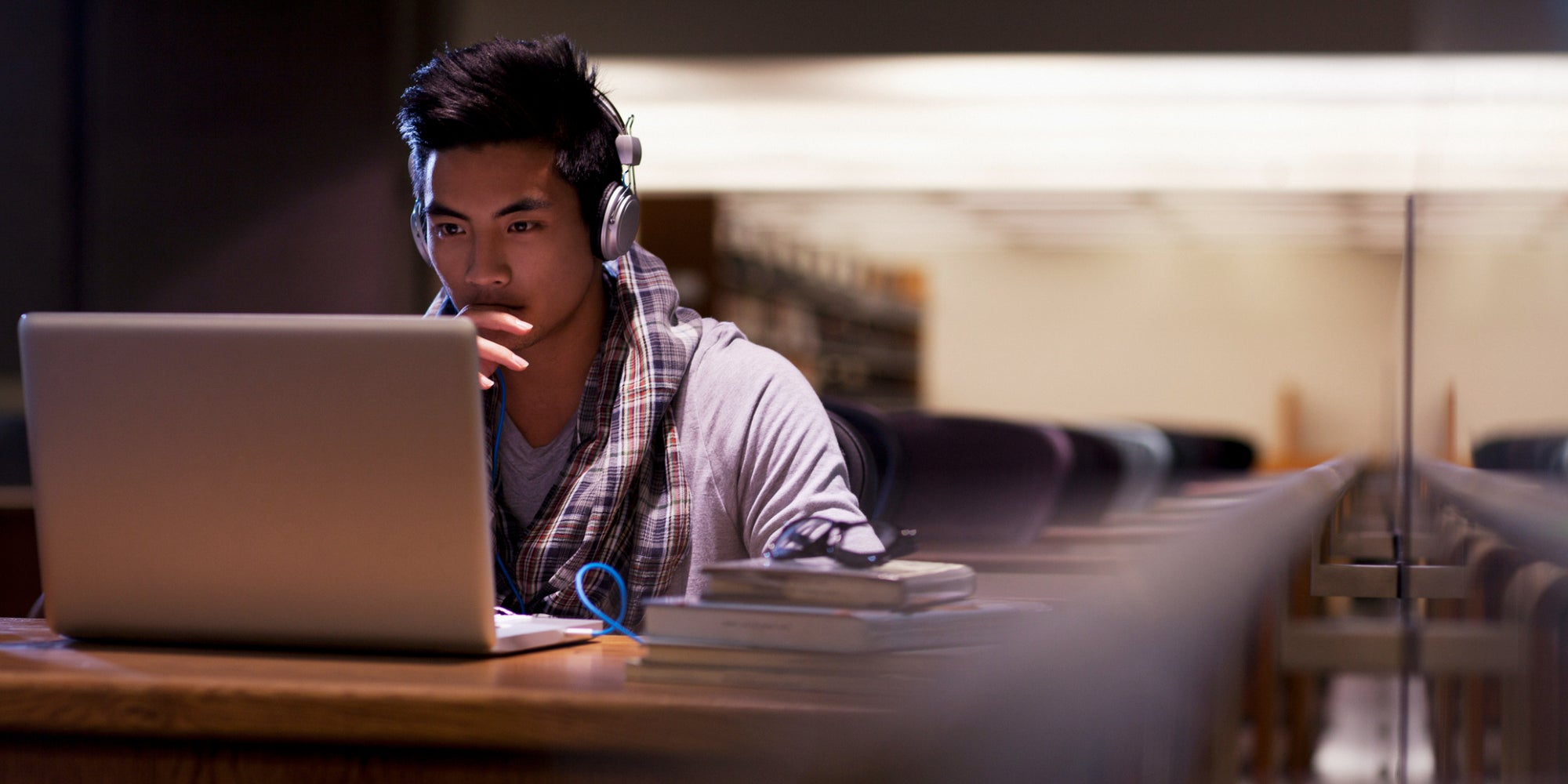 La musique, bien que très agréable, pourrait ne pas être idéale pour se concentrer.