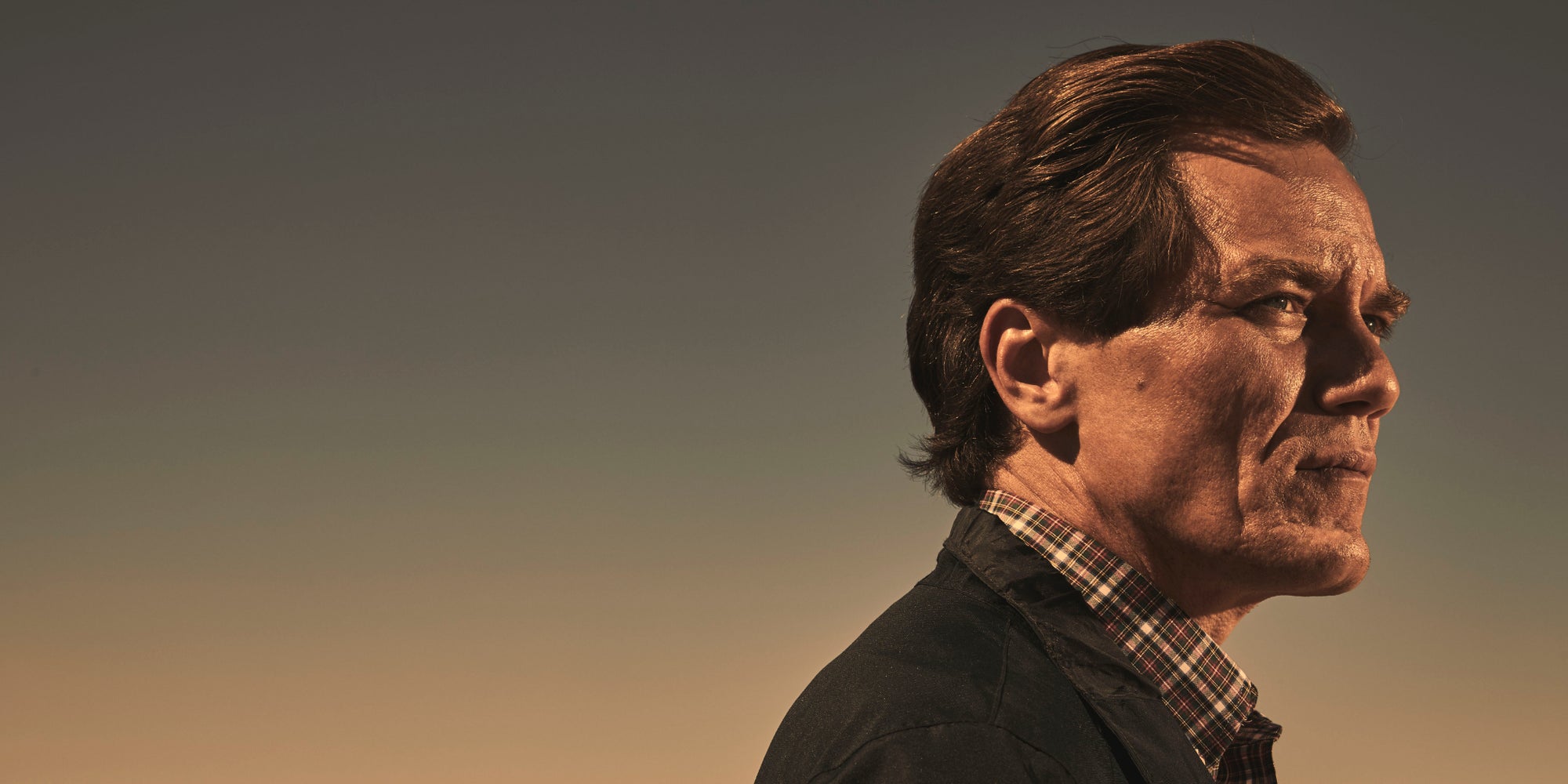 Michael Shannon fait encore des merveilles en incarnant Gary Noesner, négociateur du FBI, dans la mini-série Waco
