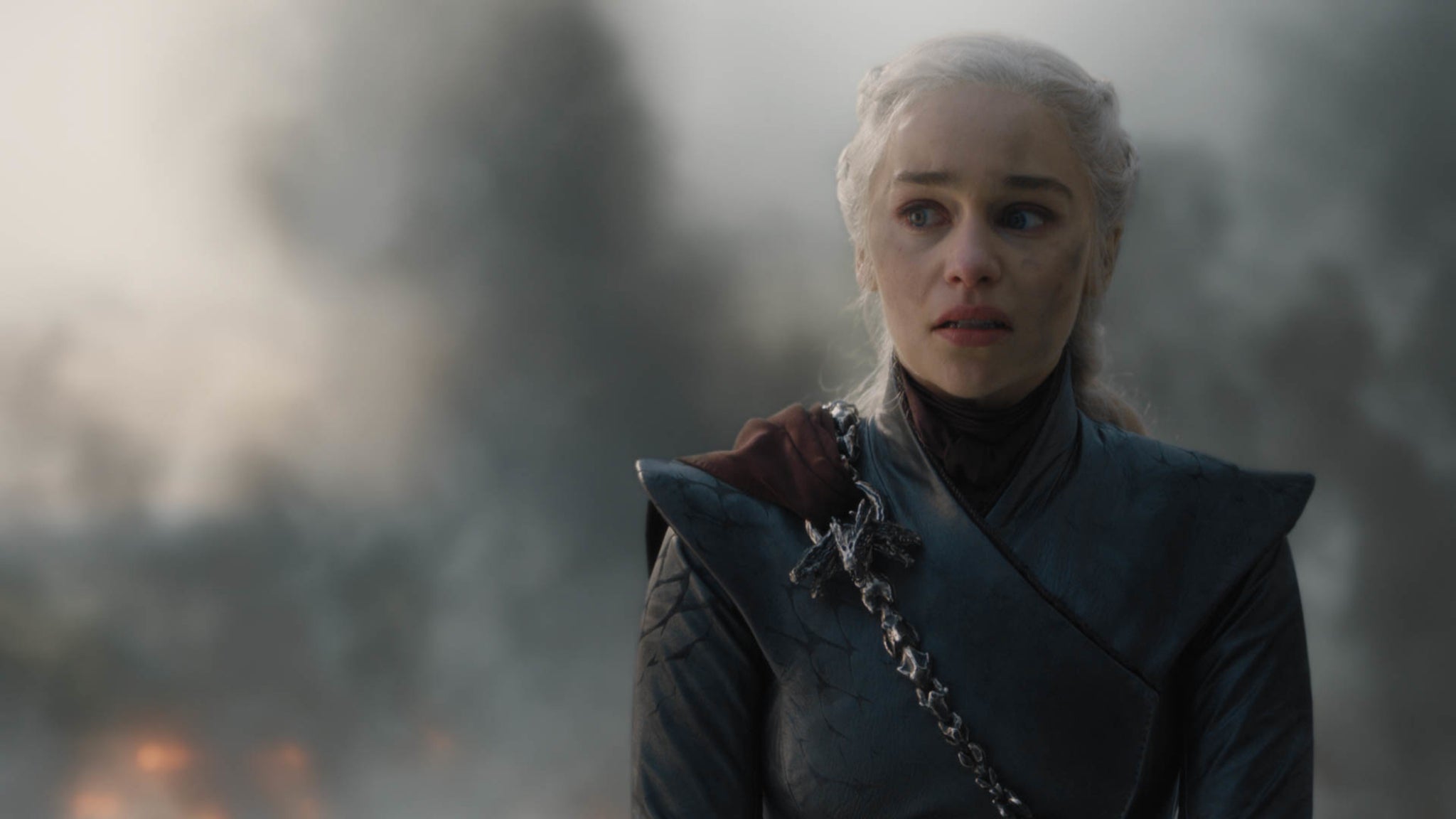 Daenerys Targaryen (Emilia Clarke), grande prétendante au trône de fer dans Game of Thrones. Daenerys Targaryen (Emilia Clarke), grande prétendante au trône de fer dans Game of Thrones.