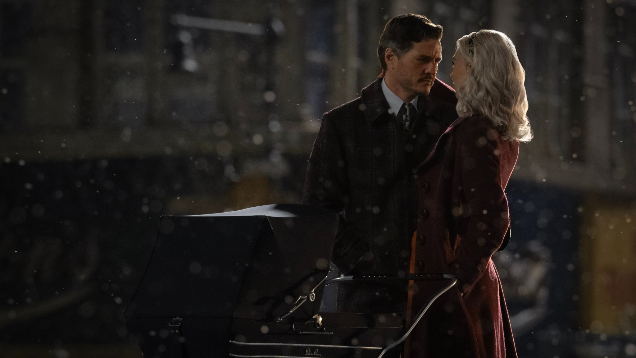 Reed et Sue Richards avec leur enfant Franklin dans Les 4 Fantastiques : Premiers Pas