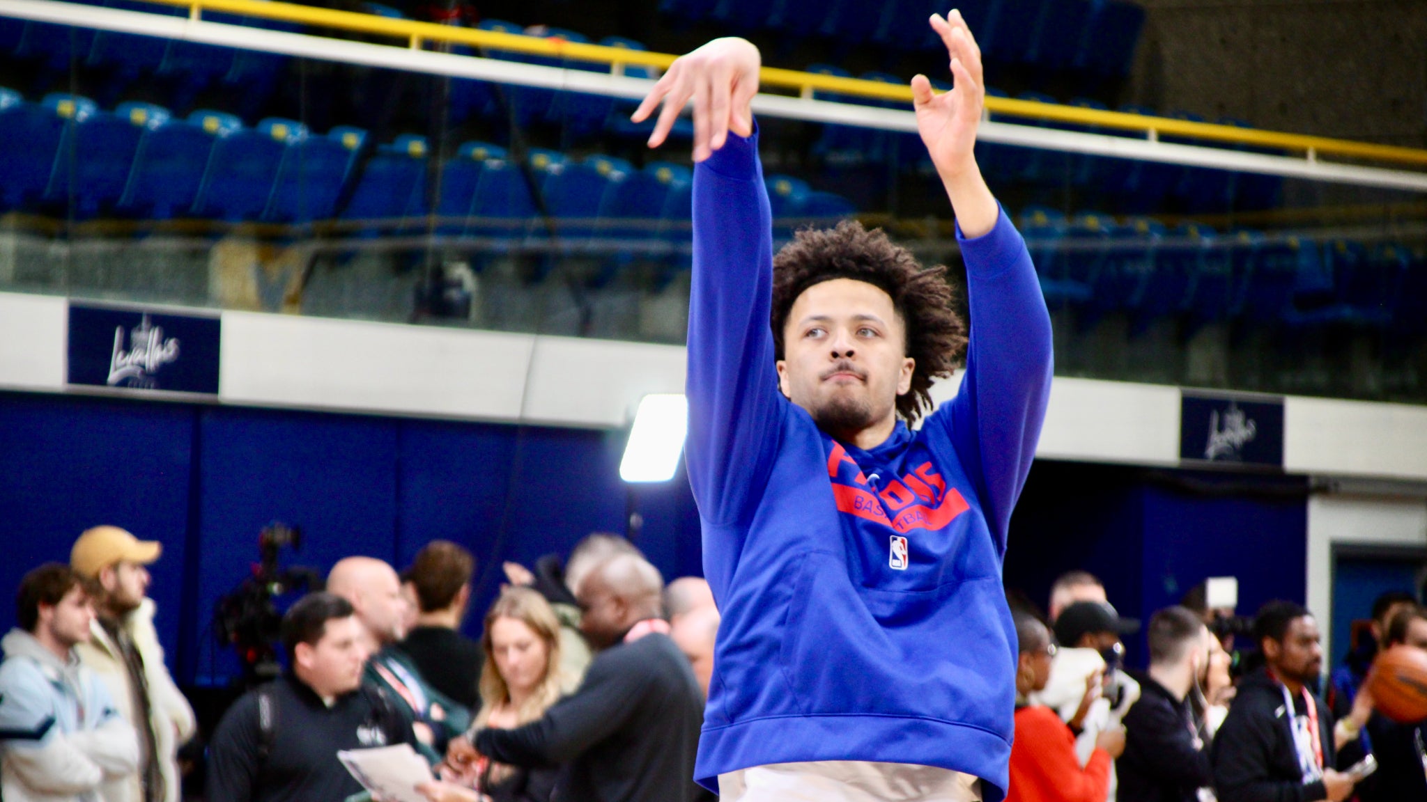 Cade Cunningham, à l'entraînement (malgré sa blessure) des Detroit Pistons au Palais des Sports Marcel-Cerdan de Levallois, ce mercredi 18 janvier 2023.