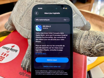 iOS 26.4.2 : Apple corrige une faille de sécurité découverte par le FBI