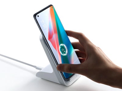 OPPO présente une technologie de charge intelligente qui protège la batterie