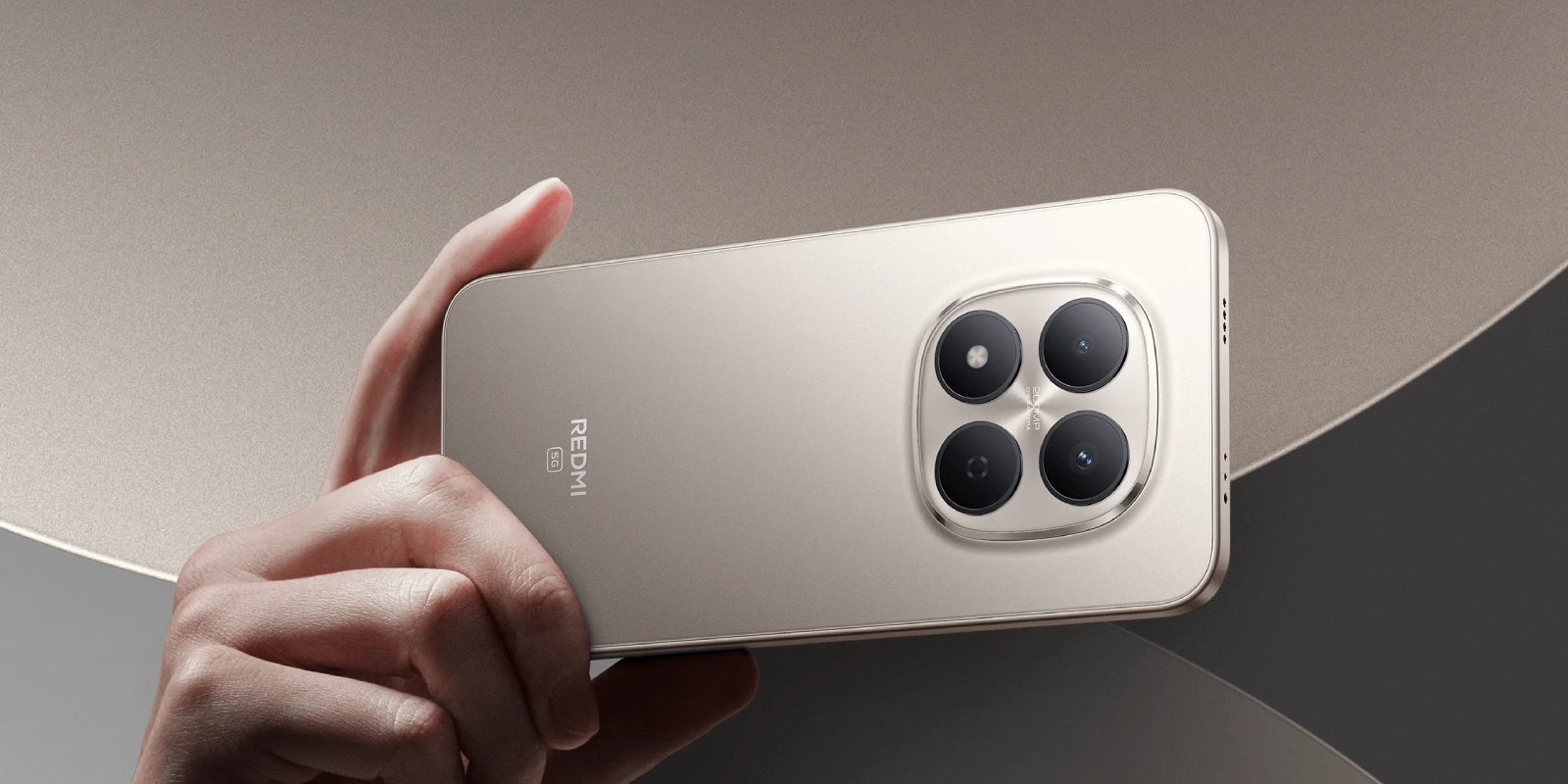 Le Redmi Note 15 Pro+ 5G est affiché à 1€ chez SFR !