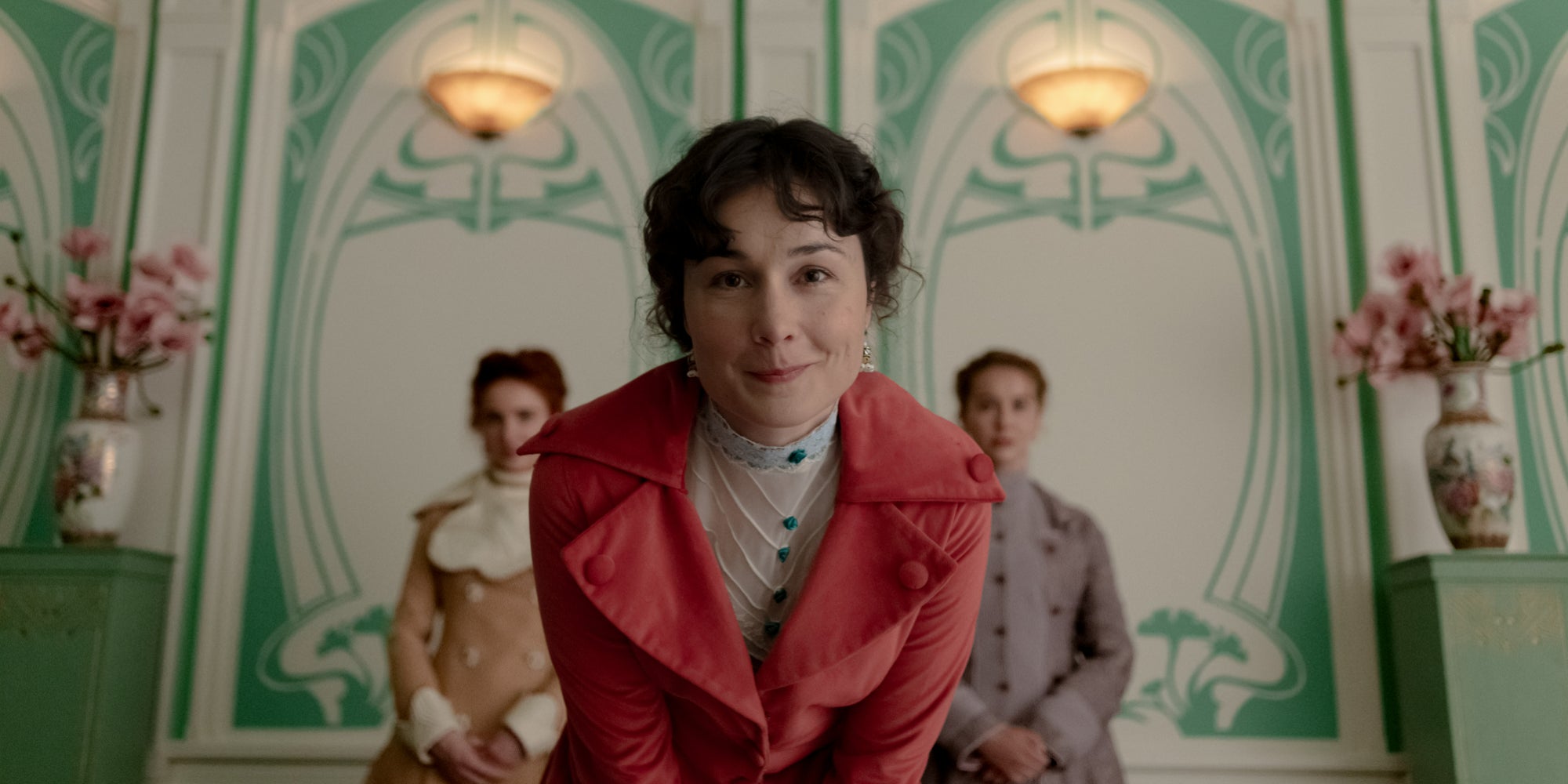 Itzíar Manero, Nadia de Santiago, et Paula Usero dans ''De parfaites demoiselles''.