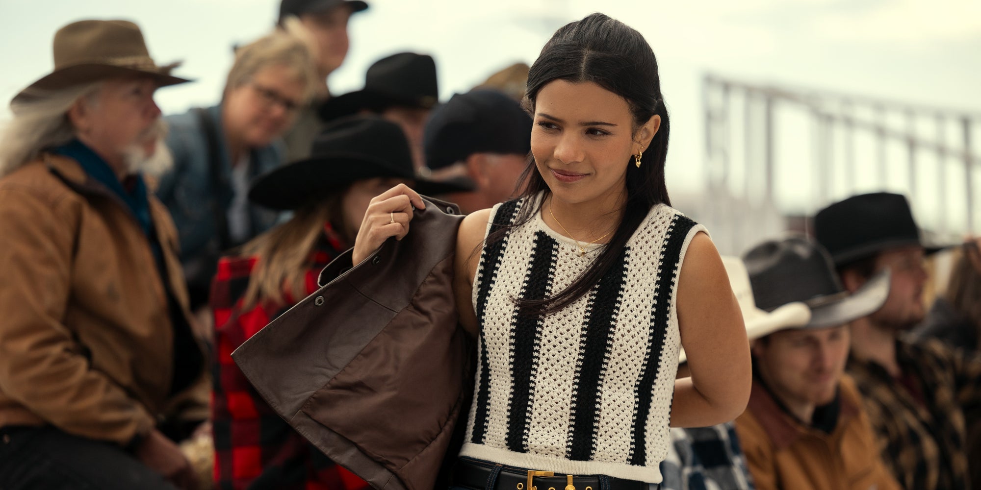 Nikki Rodriguez (Jackie) dans la saison 2 du teen drama "Ma vie avec les Walter Boys" sur Netflix.