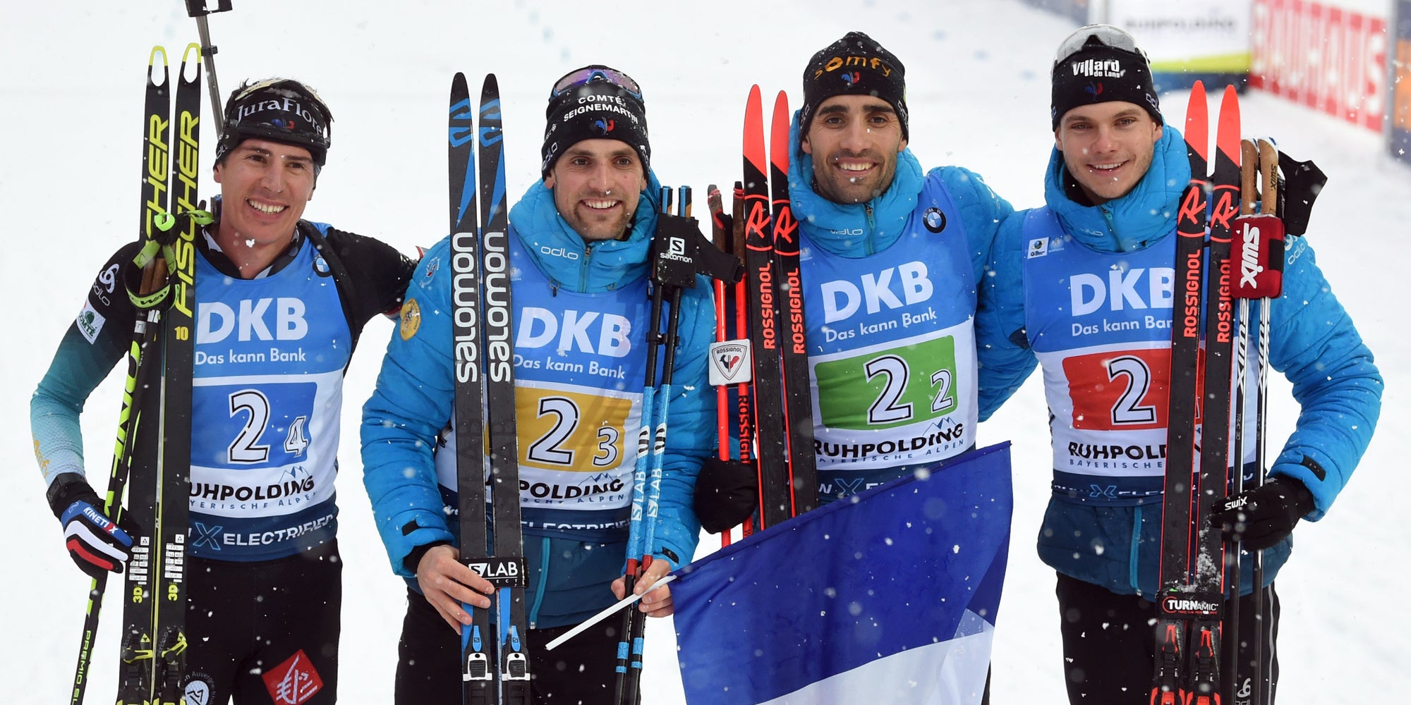 Quentin Maillet Fillon, Simon Desthieux, Martin Fourcade et Emilien Jacquelin après leur victoire au relais de Ruhpolding, le 18 janvier 2020.