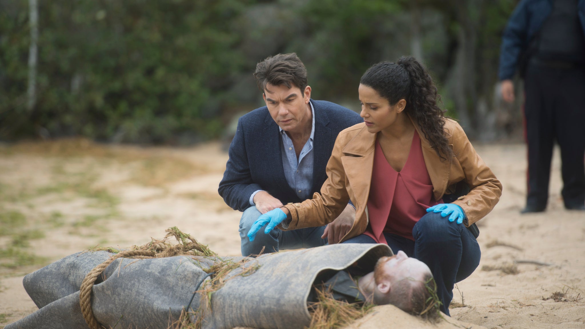 L'acteur Carter et l'inspectrice Shaw mènent l'enquête dans Carter, la série qui arrive sur 13ème Rue L'acteur Carter et l'inspectrice Shaw mènent l'enquête dans Carter, la série qui arrive sur 13ème Rue