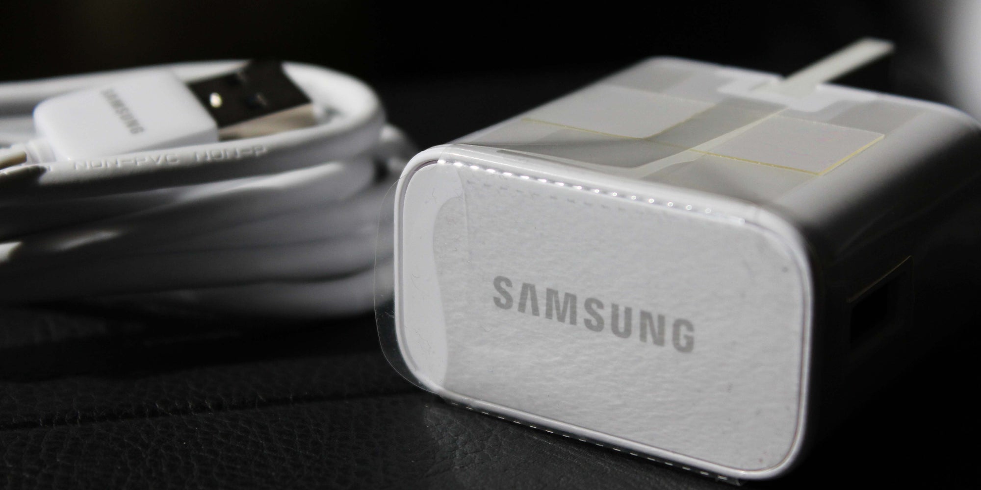 Le Samsung Galaxy S21 sera fourni sans chargeur, mais avec des écouteurs pour la France