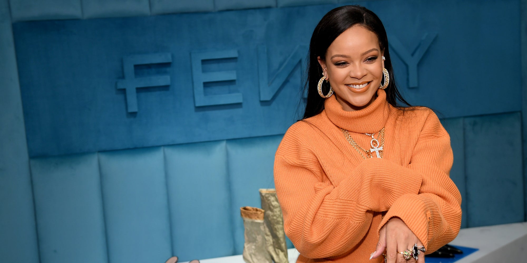 La chanteuse Rihanna présente sa collection FENTY en février 2020 à New-York.