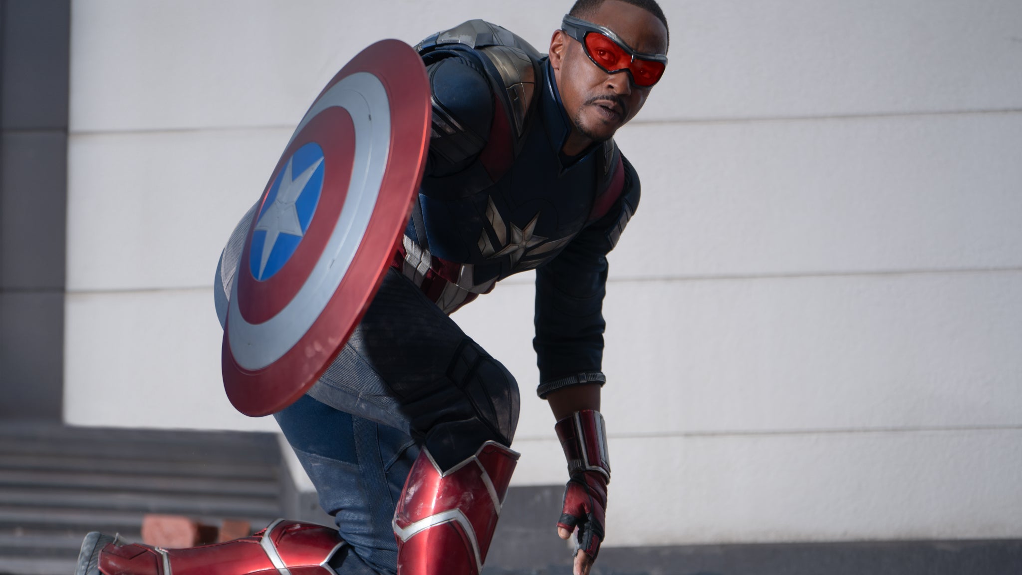 Anthony Mackie en Captain America dans ''Captain America Brave New World'' Anthony Mackie en Captain America dans ''Captain America Brave New World''