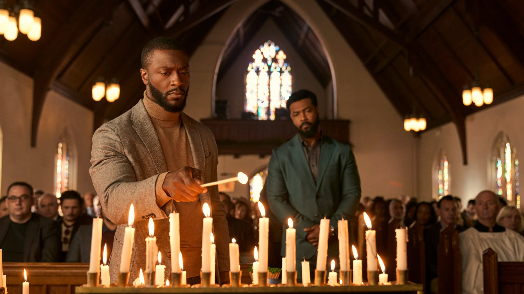 Aldis Hodge incarne Alex Cross et Isaiah Mustafa prend le rôle de John Sampson dans la série Cross, prochainement sur Prime Video.